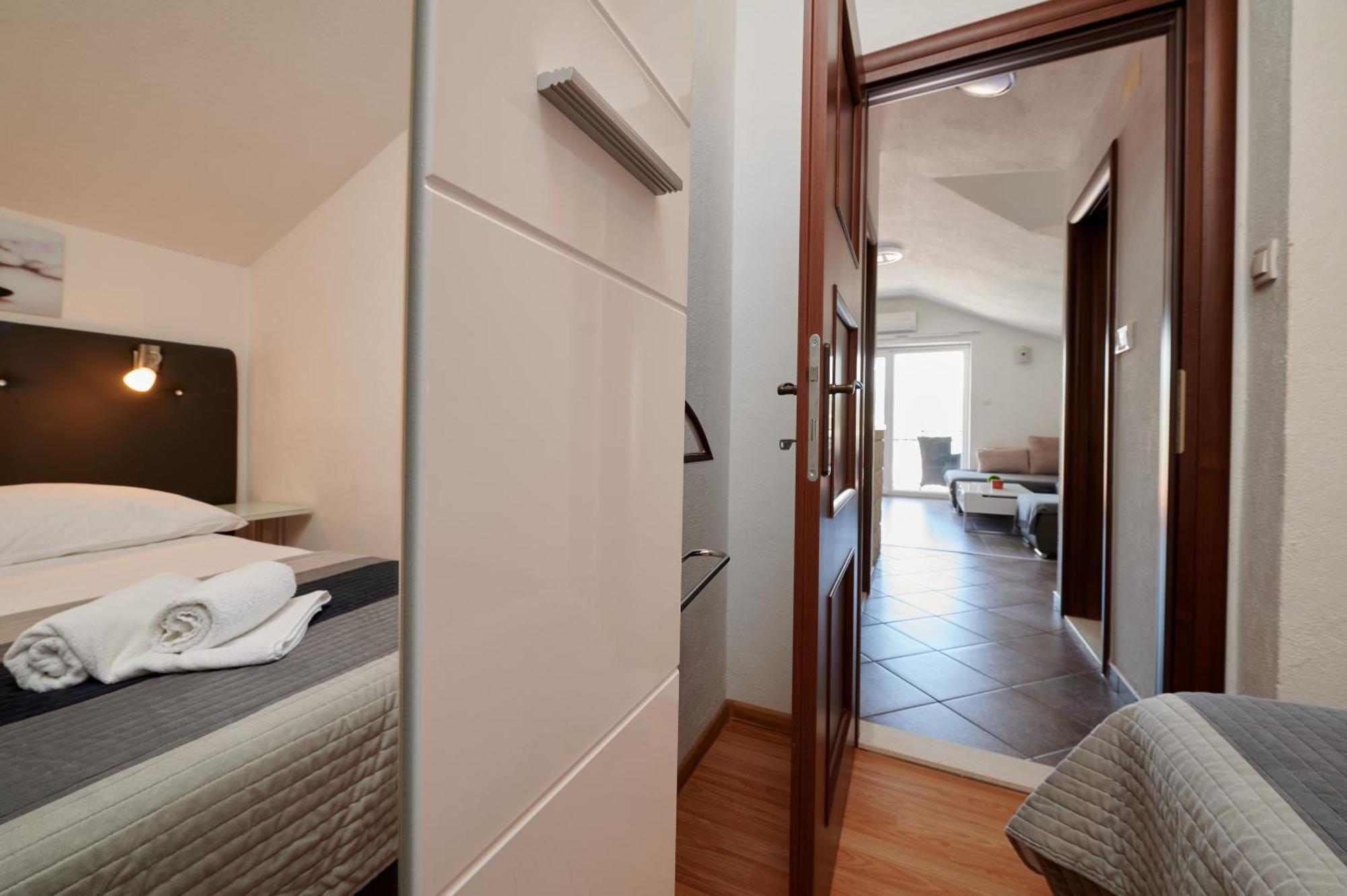 Apartments & Rooms Zaja Trogir Room photo